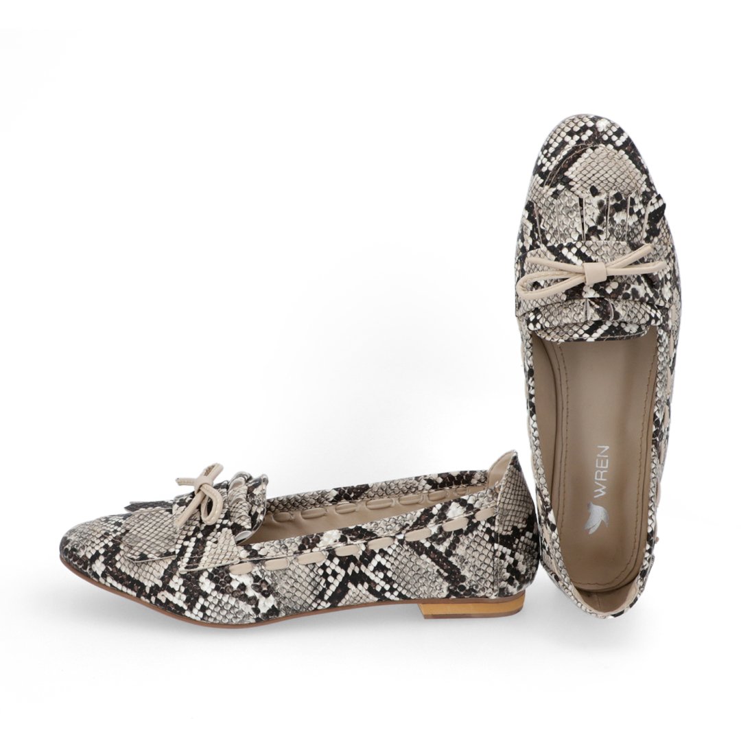 Lark – Silver Gray